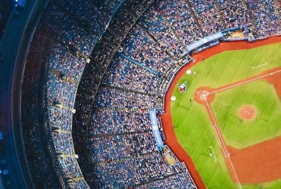 The Ultimate Guide to Toronto: Top Attractions and Activities You Can't Miss